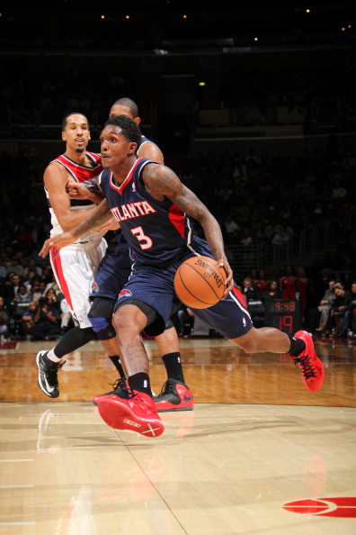 中心足球场 中心足球场