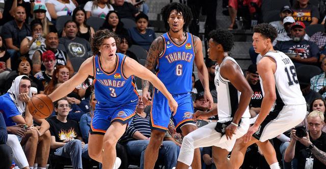 他们在关键 他们在关键