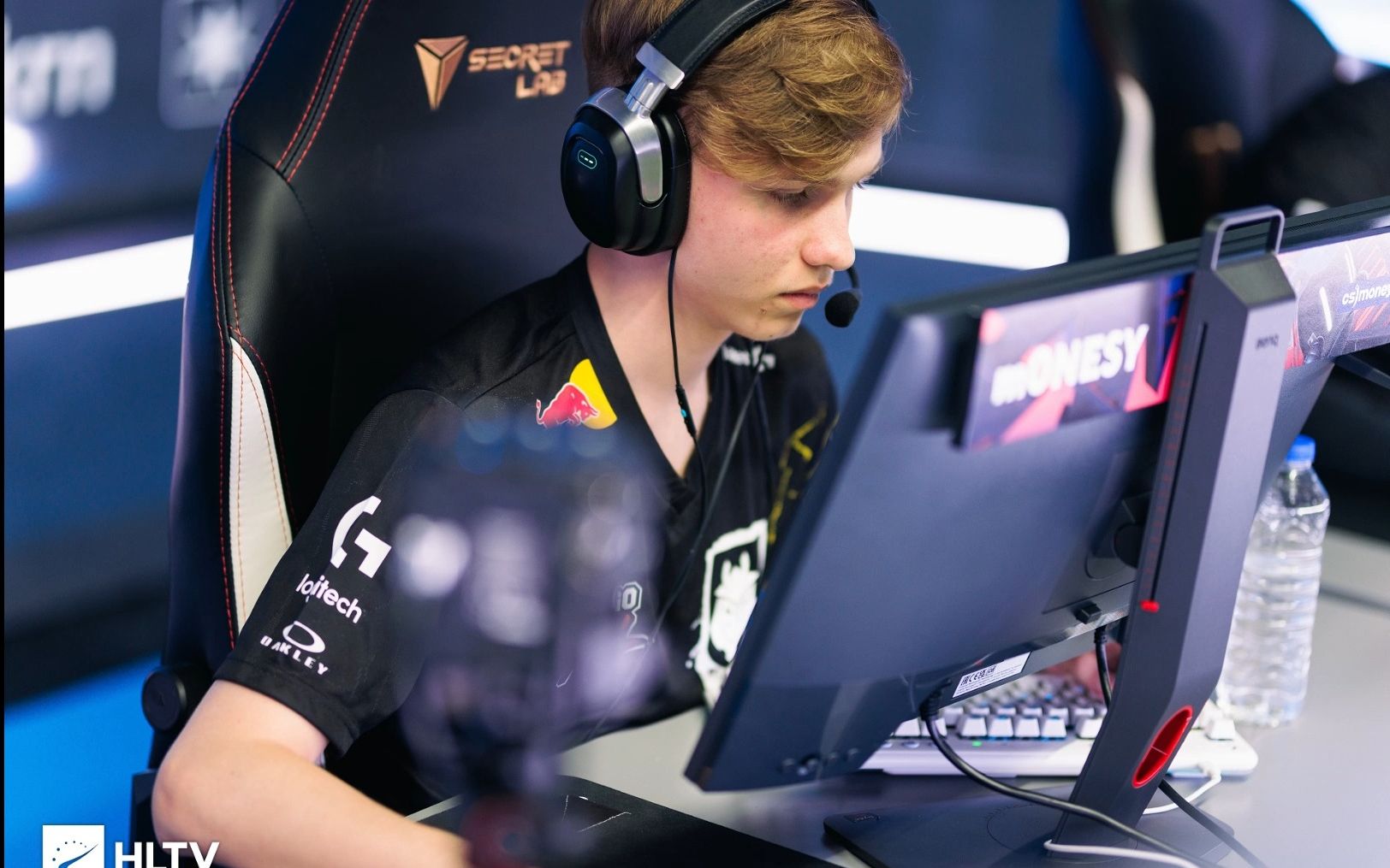 借助赛事实 借助赛事实